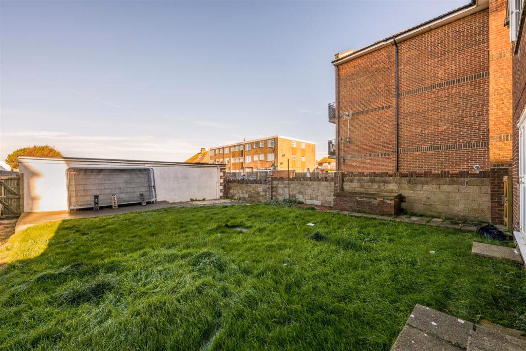 Plot for sale - Image 5