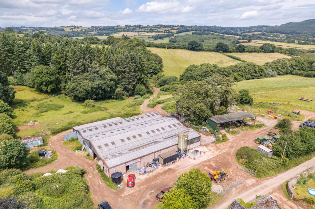 Land for sale - Image 2