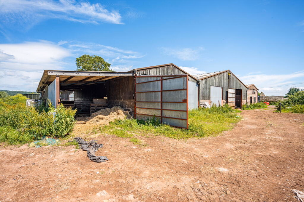 Land for sale - Image 4