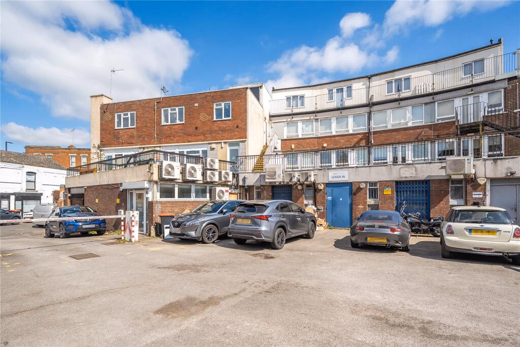 Land for sale - Image 3