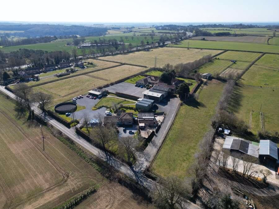 Land for sale - Image 2