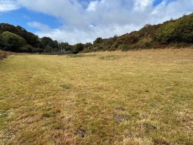 Land for sale - Image 1