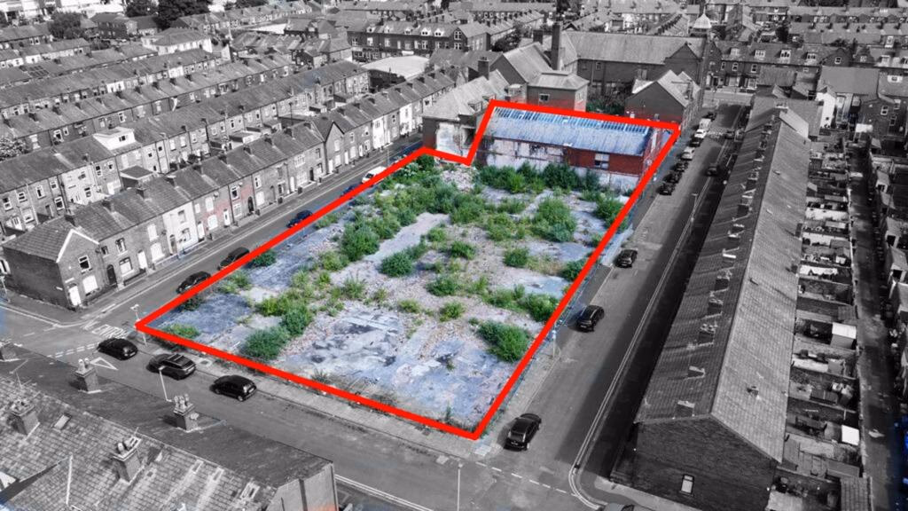 Land for sale - Image 3