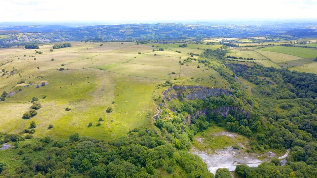 Land for sale - Image 2