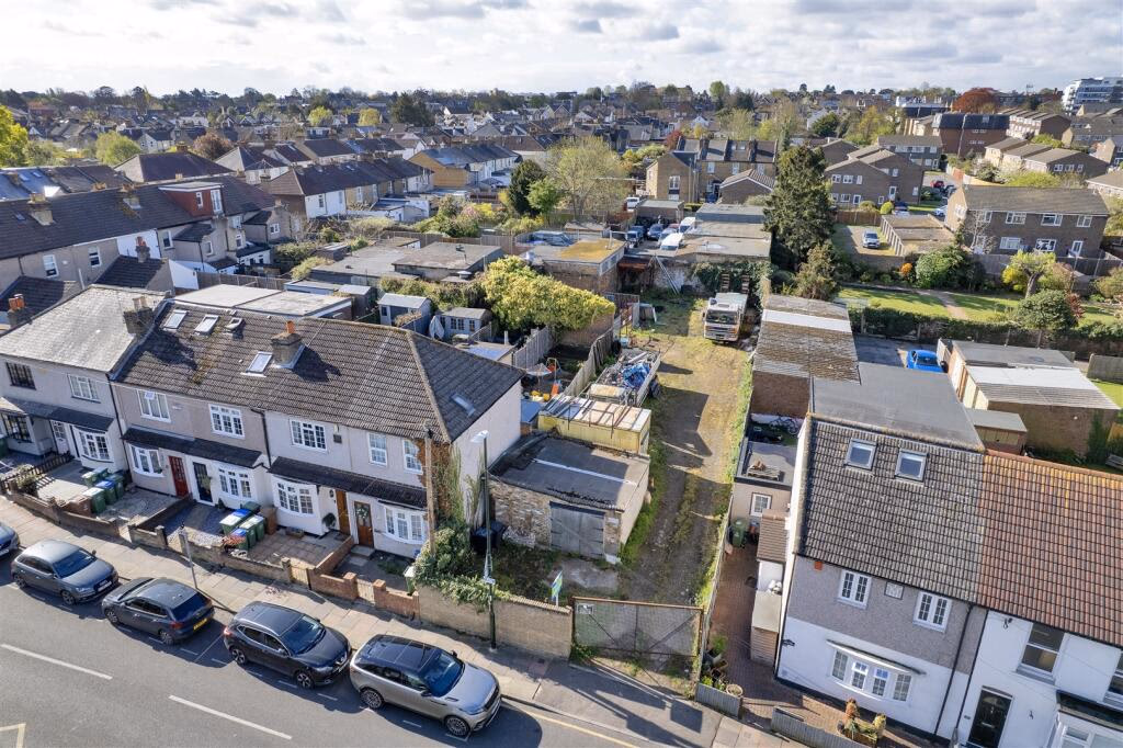 Land for sale - Image 3