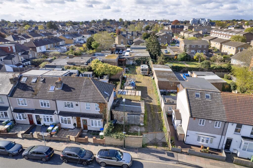 Land for sale - Image 4