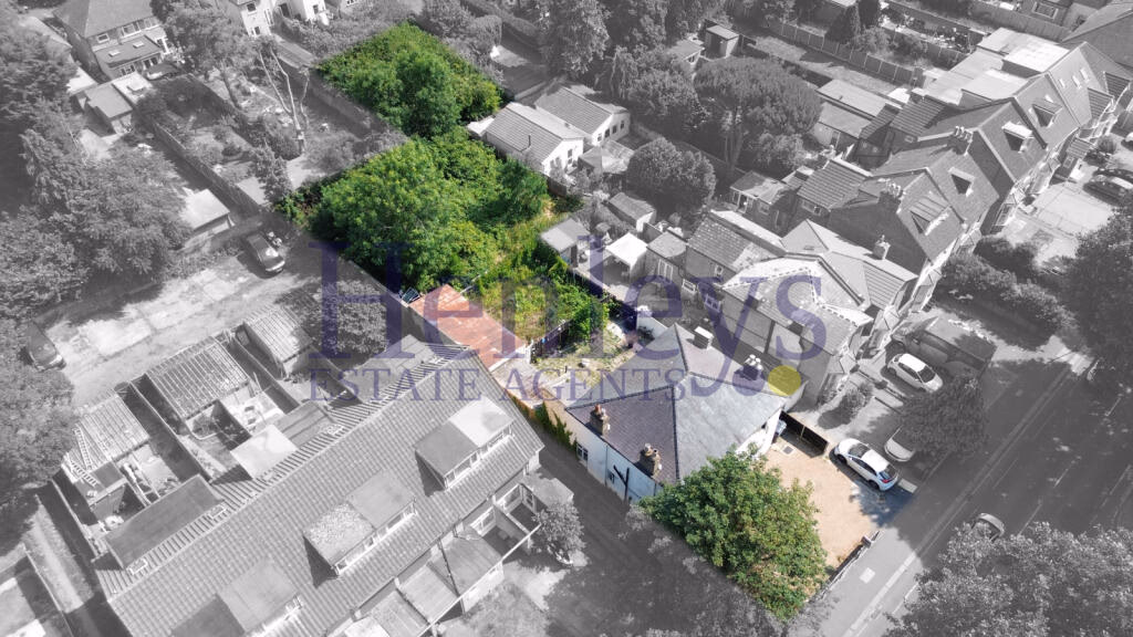 Land for sale - Image 4