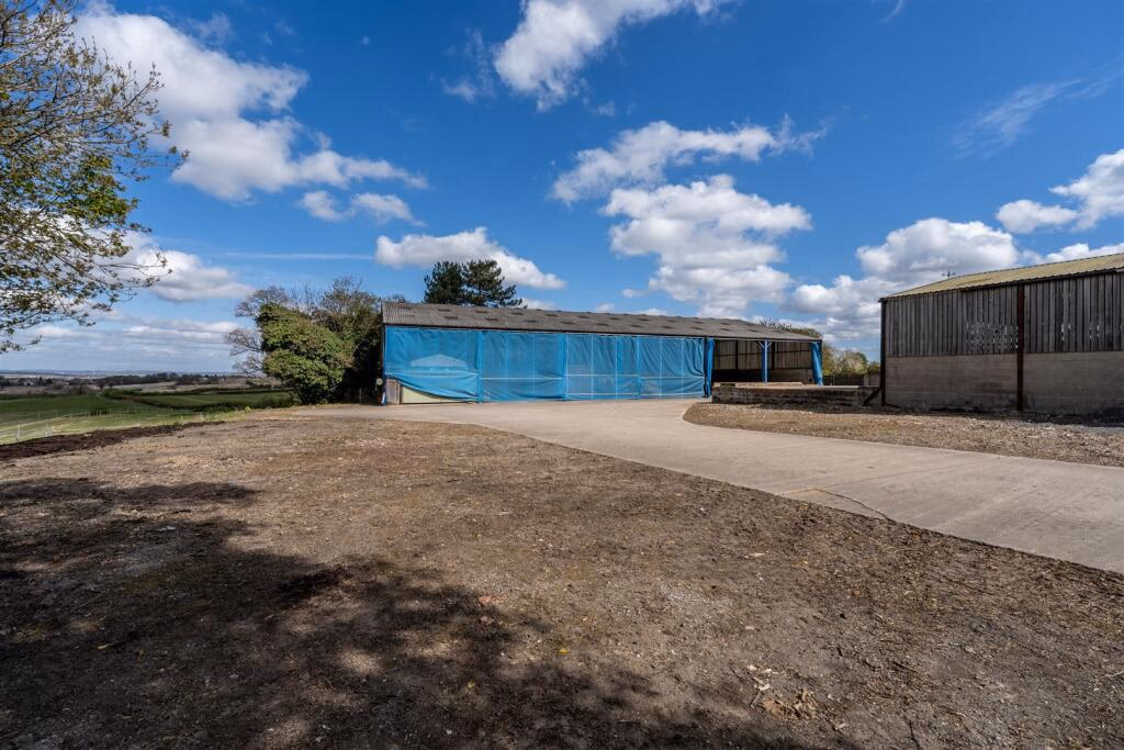 Plot for sale - Image 4