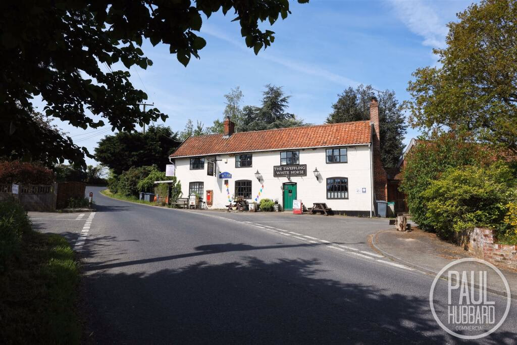 Land for sale - Image 1