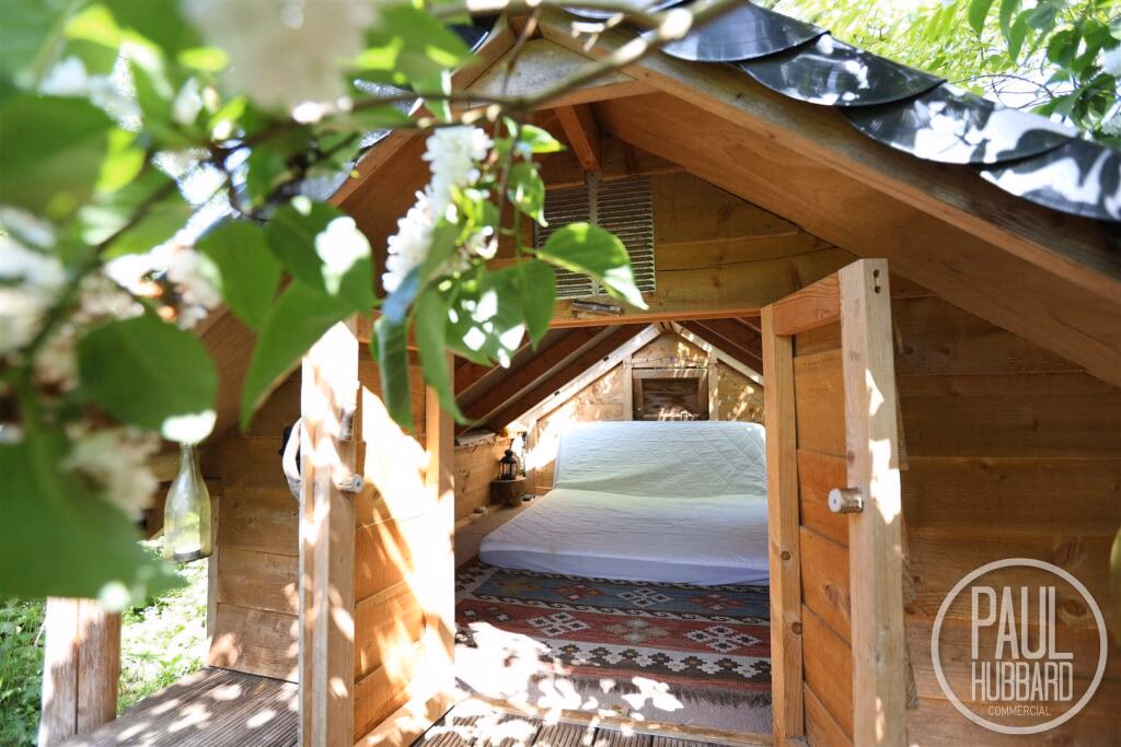 Land for sale - Image 3