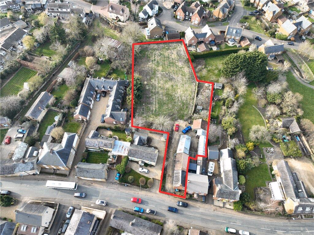 Land for sale - Image 1