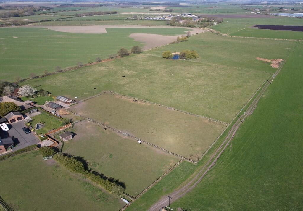 Land for sale - Image 2