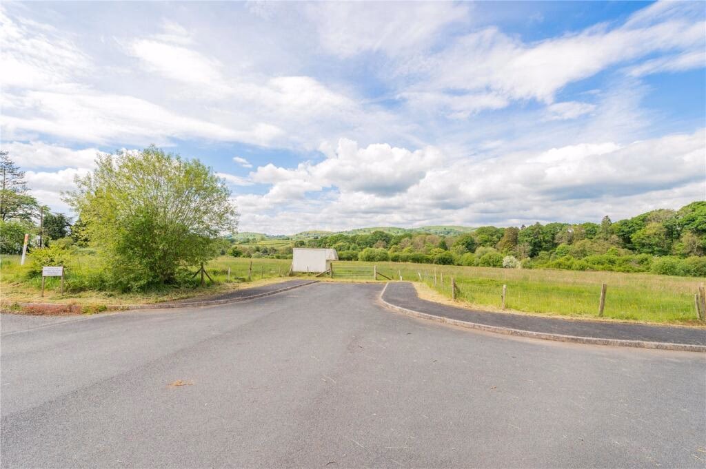 Plot for sale - Image 4