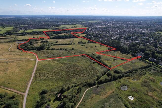 Land for sale - Image 2