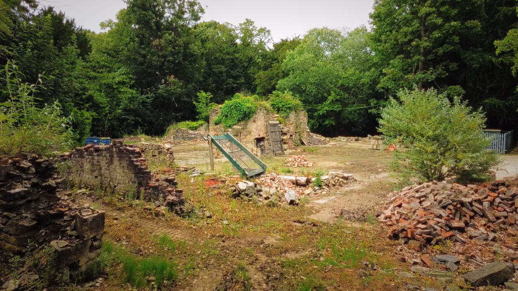 Land for sale - Image 3