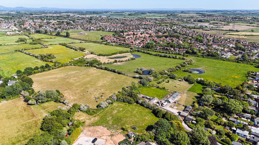 Land for sale - Image 3