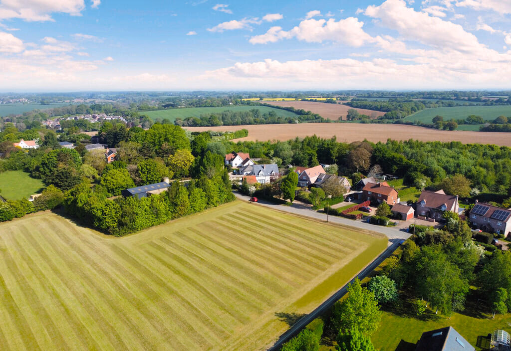 Land for sale - Image 3