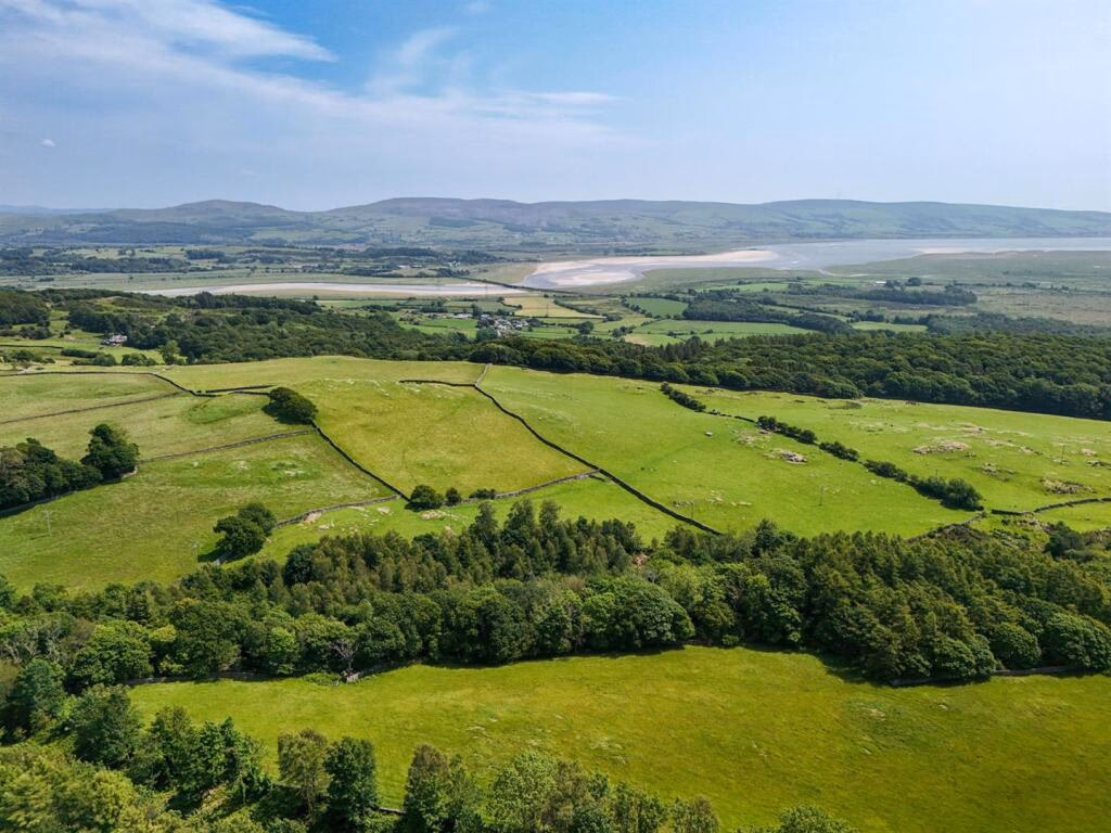 Land for sale - Image 2