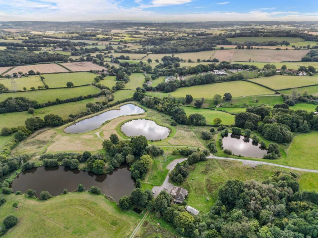 Farm land for sale - Image 1