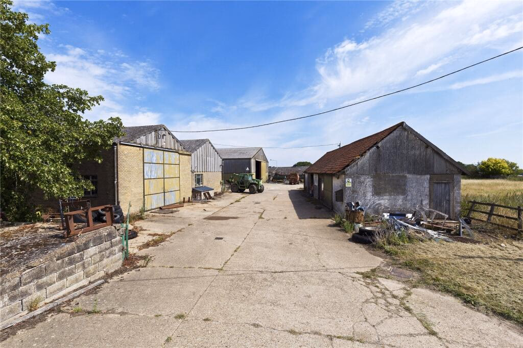 Land for sale - Image 3