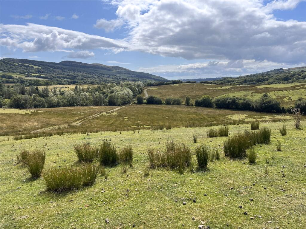 Land for sale - Image 2