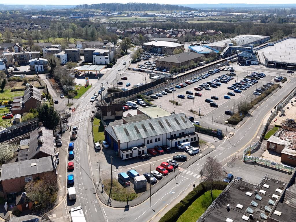 Land for sale - Image 2