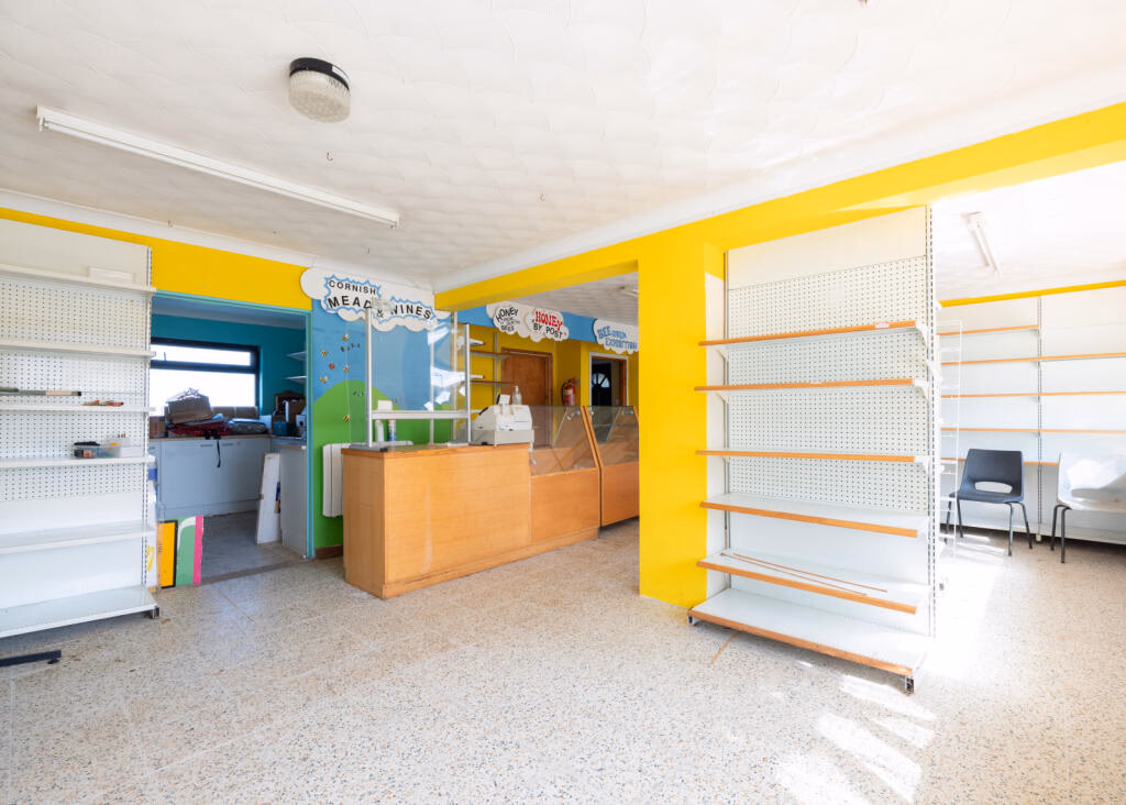 Land for sale - Image 4