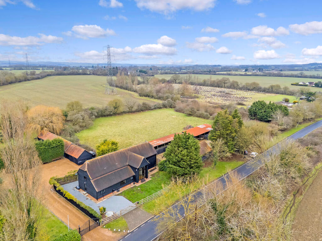 Land for sale - Image 1