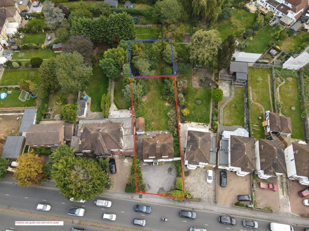 Plot for sale - Image 1