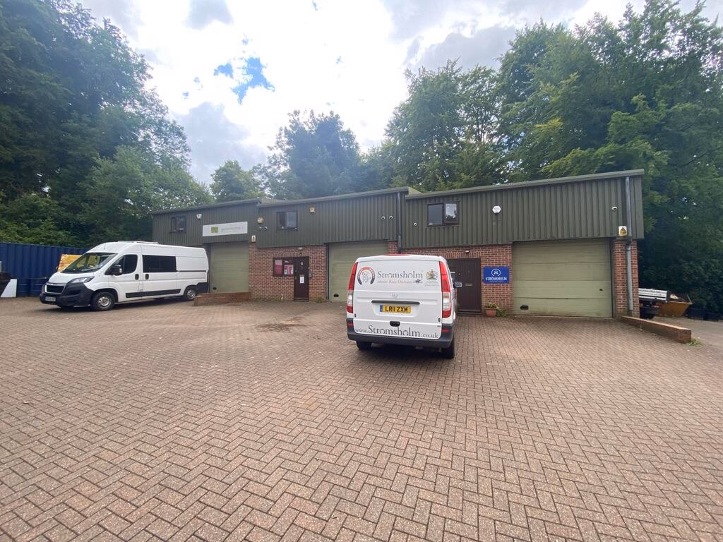 Land for sale - Image 2