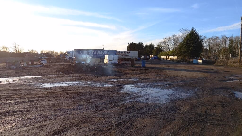 Plot for sale - Image 2