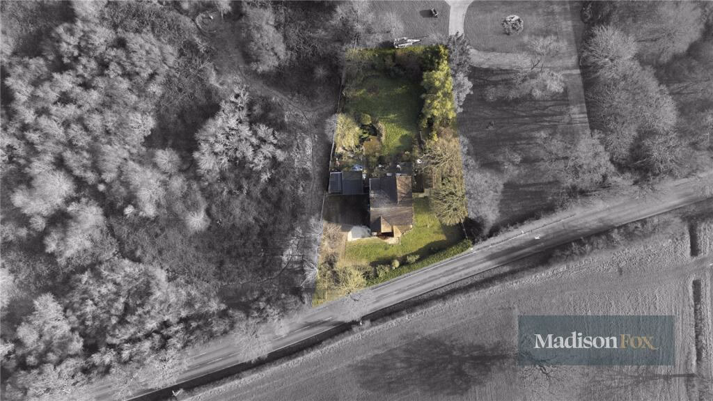 Land for sale - Image 2