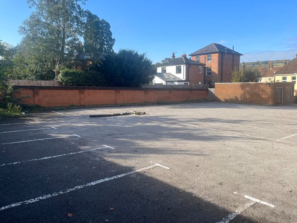 Plot for sale - Image 5