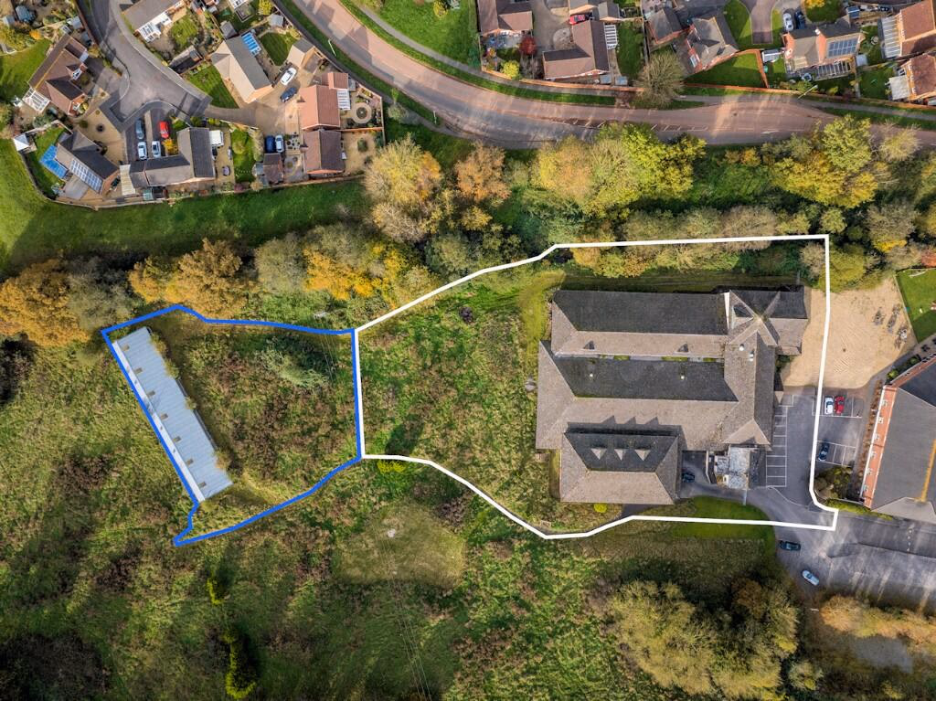 Plot for sale - Image 2