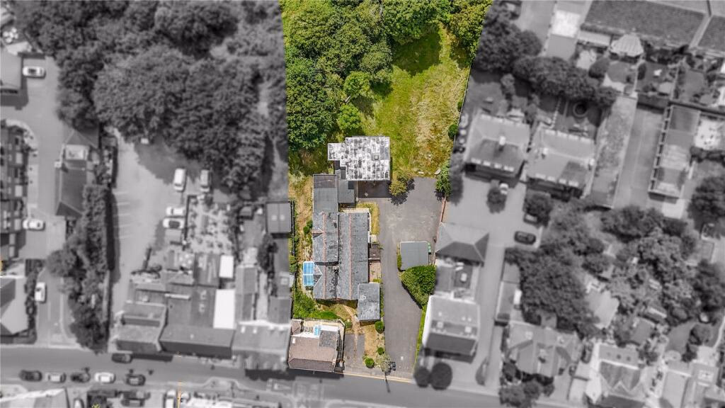 Land for sale - Image 1