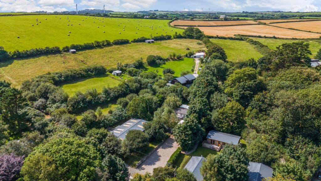 Land for sale - Image 1