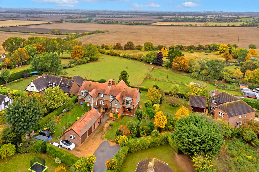 Land for sale - Image 2