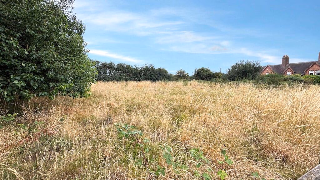 Land for sale - Image 3