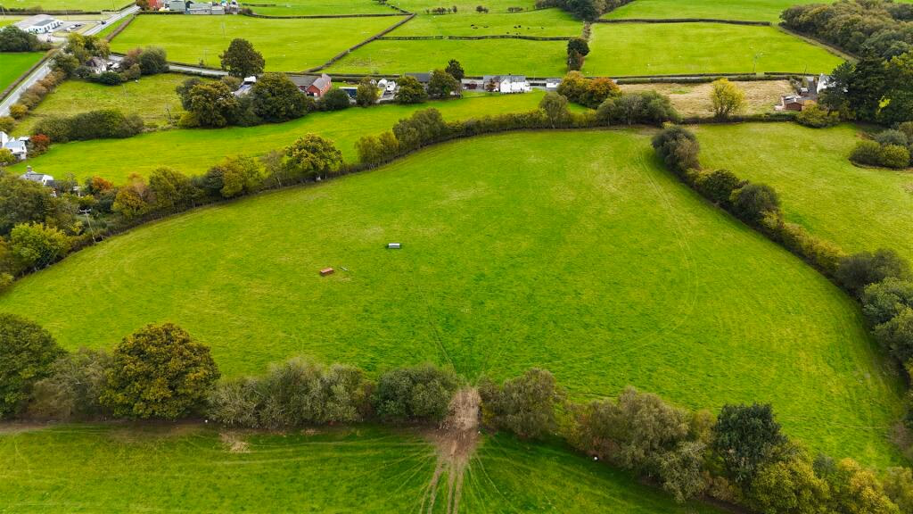 Land for sale - Image 2