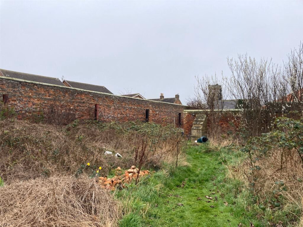 Land for sale - Image 3