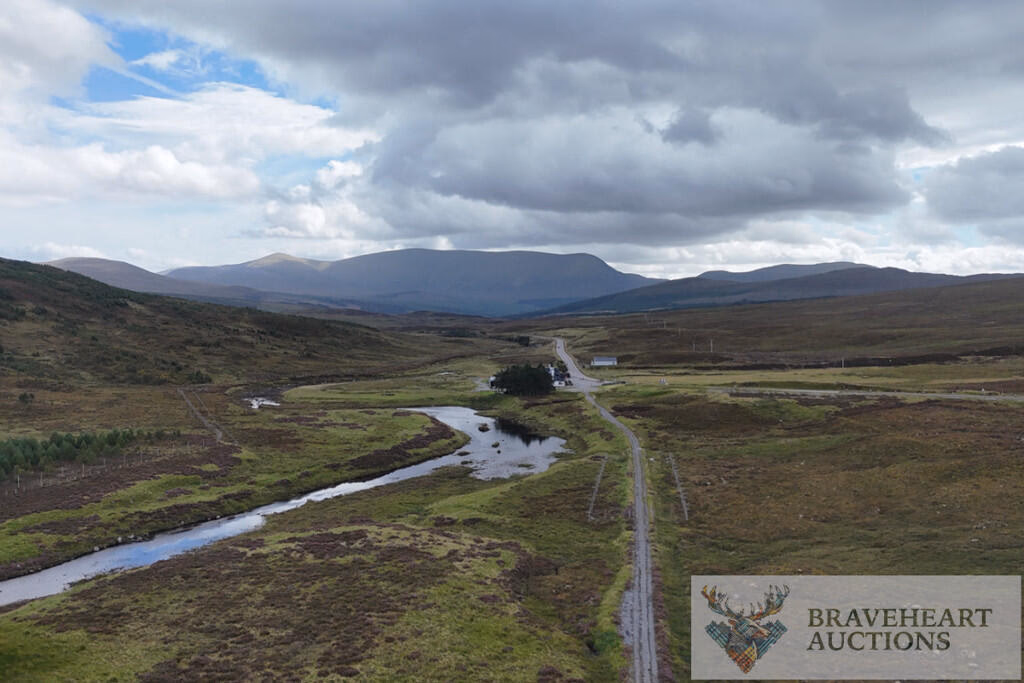 Land for sale - Image 4