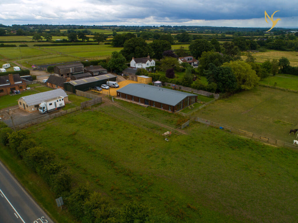 Land for sale - Image 2