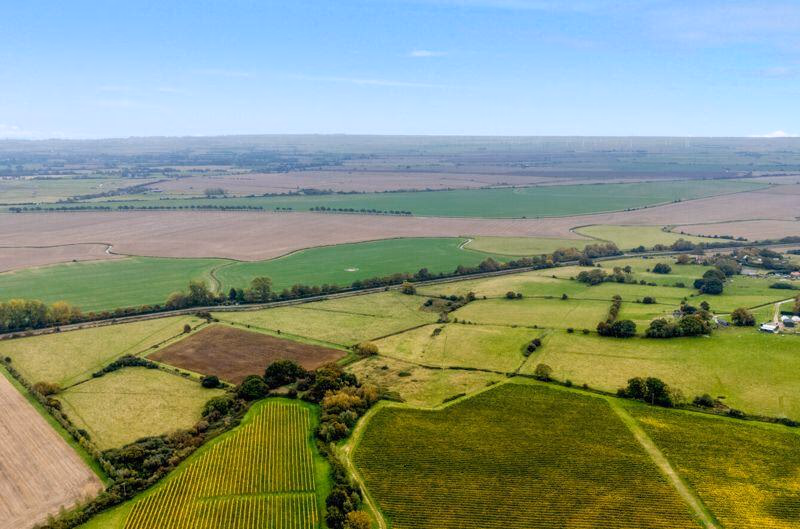 Land for sale - Image 2