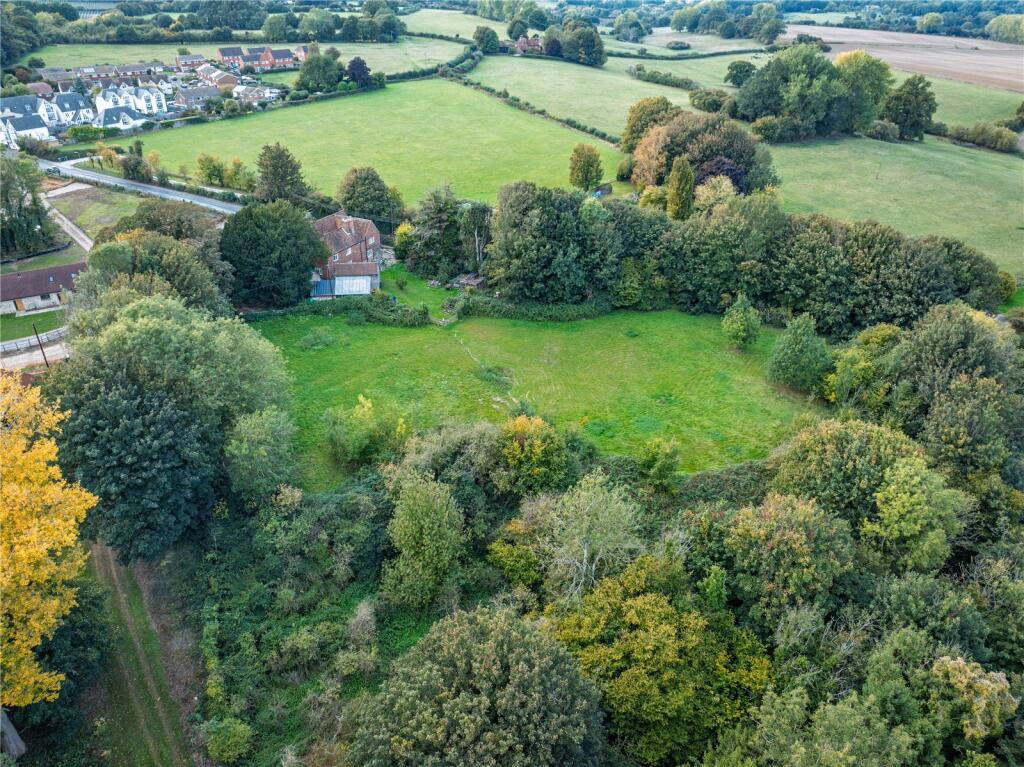 Land for sale - Image 2