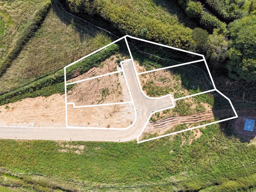 Plot for sale - Image 4