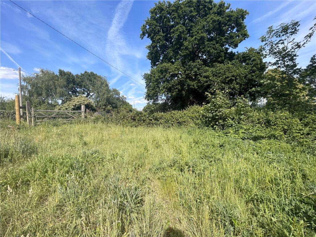 Land for sale - Image 2
