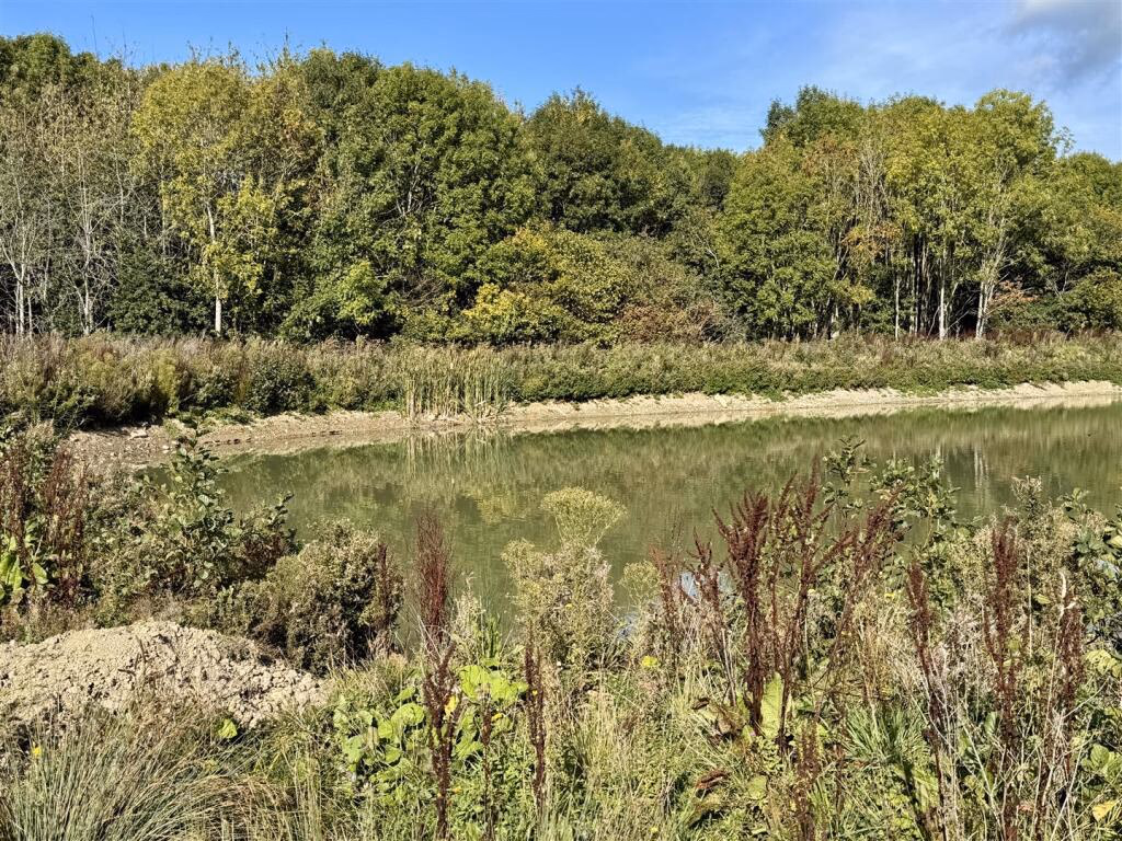 Land for sale - Image 3