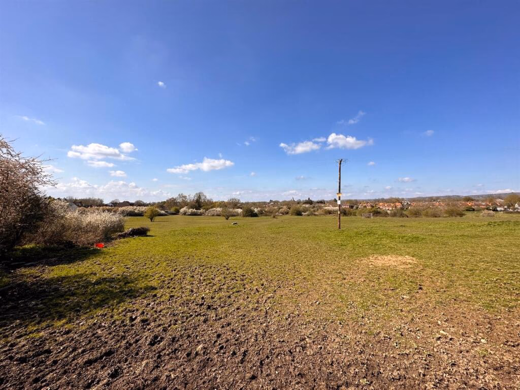 Land for sale - Image 3