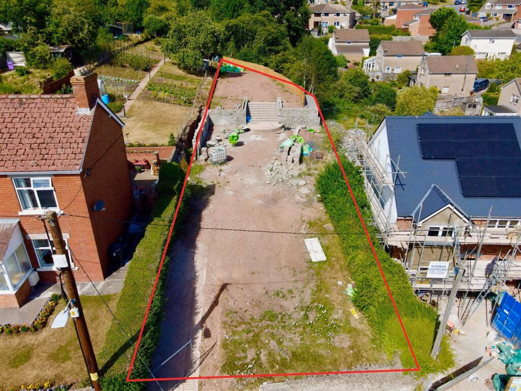 Plot for sale - Image 2