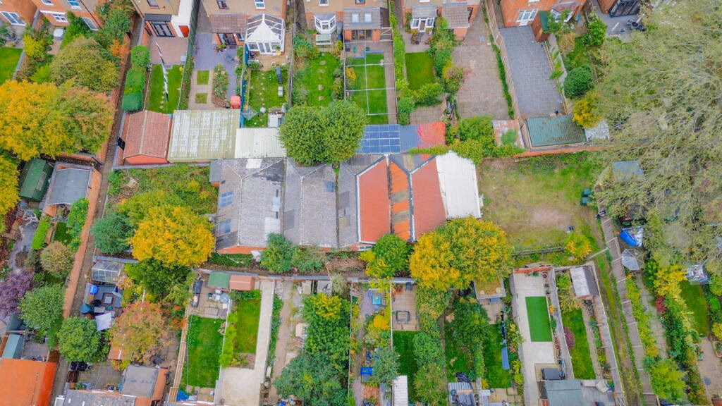 Land for sale - Image 3